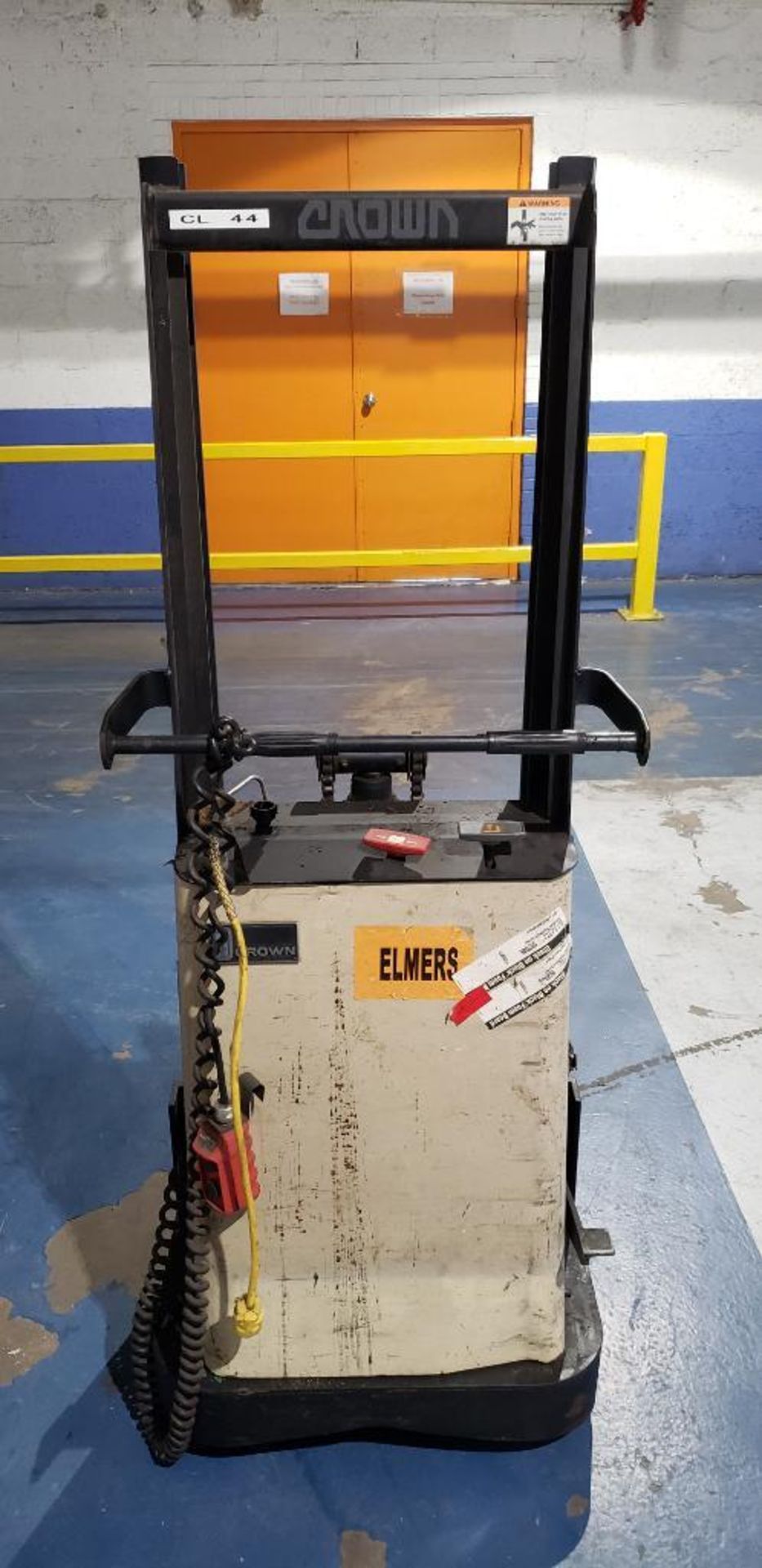 Crown Mdl#15B Electric Walk Behind Pallet Jack/ Roll Cart - Image 2 of 6