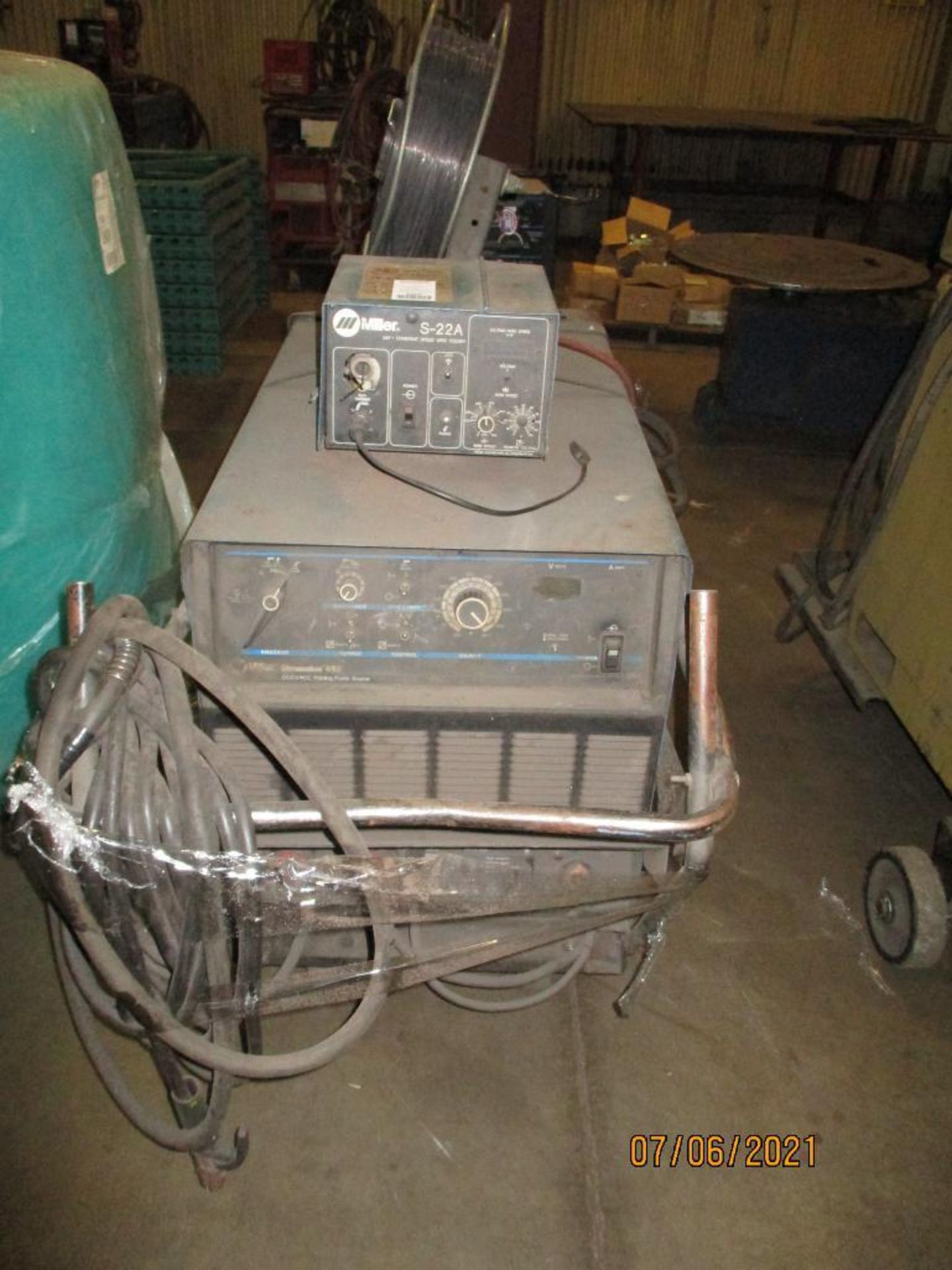 Miller 452 Welder - Image 4 of 4