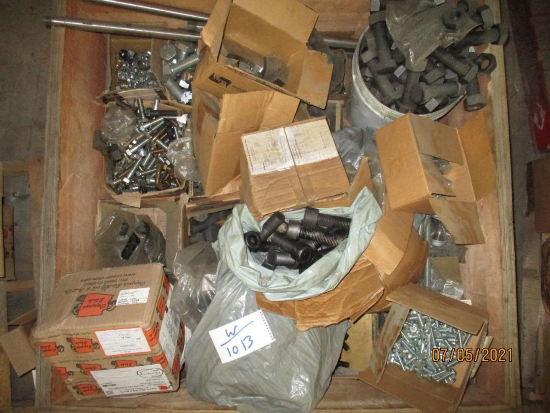 Pallets Of Fasteners - Image 7 of 9