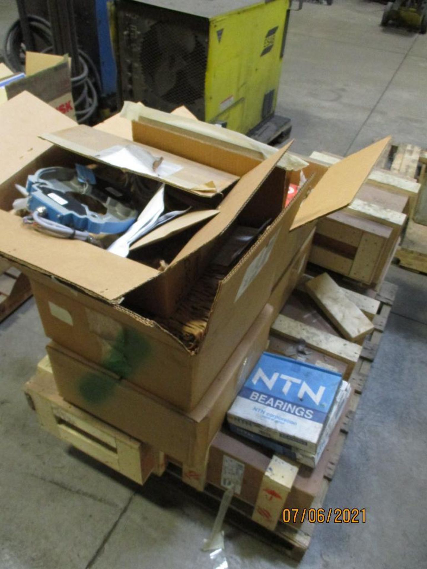 Pallet Of Bearings - Image 2 of 3