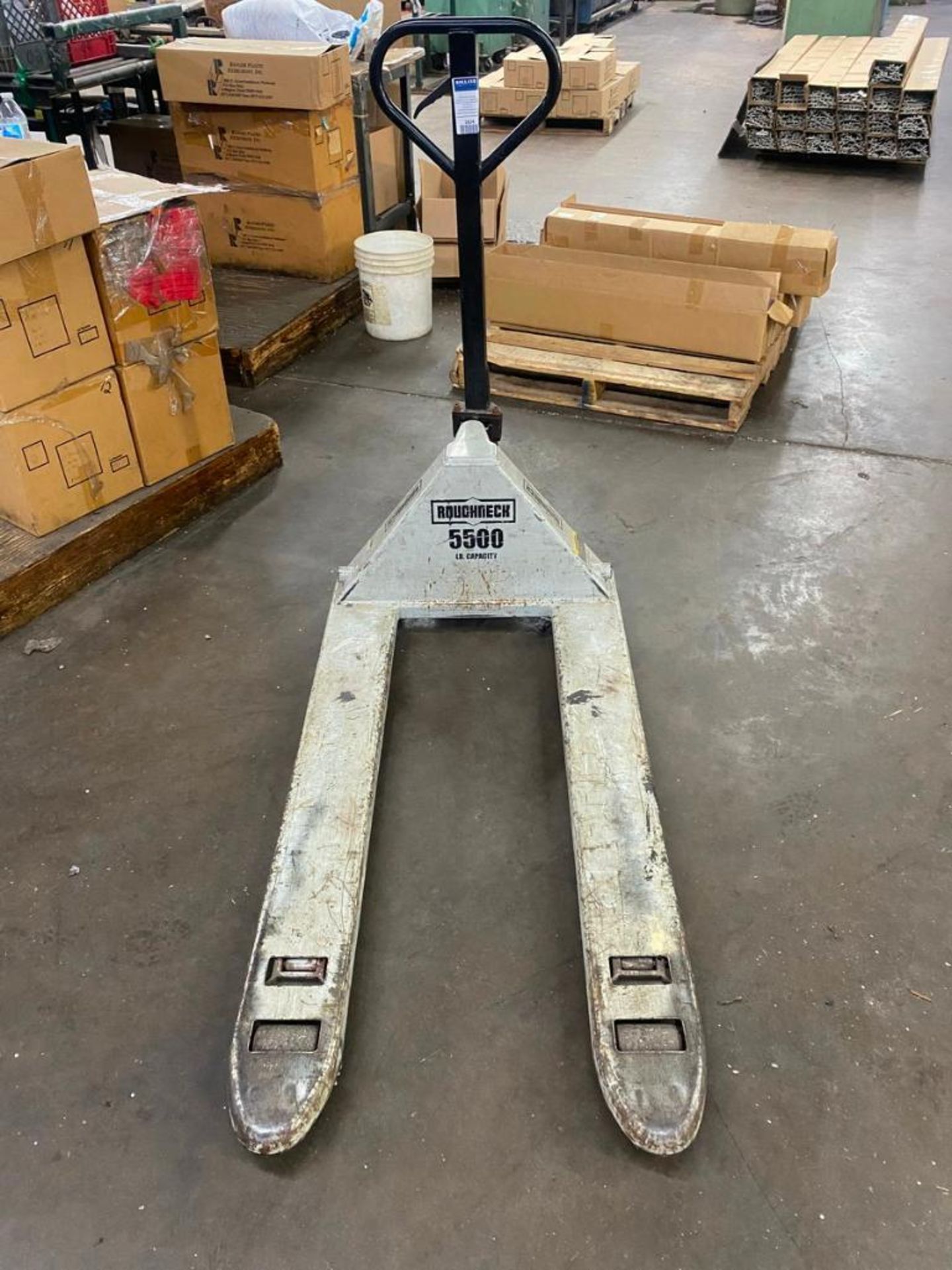 Roughneck Hand Pallet Jack - Image 2 of 2