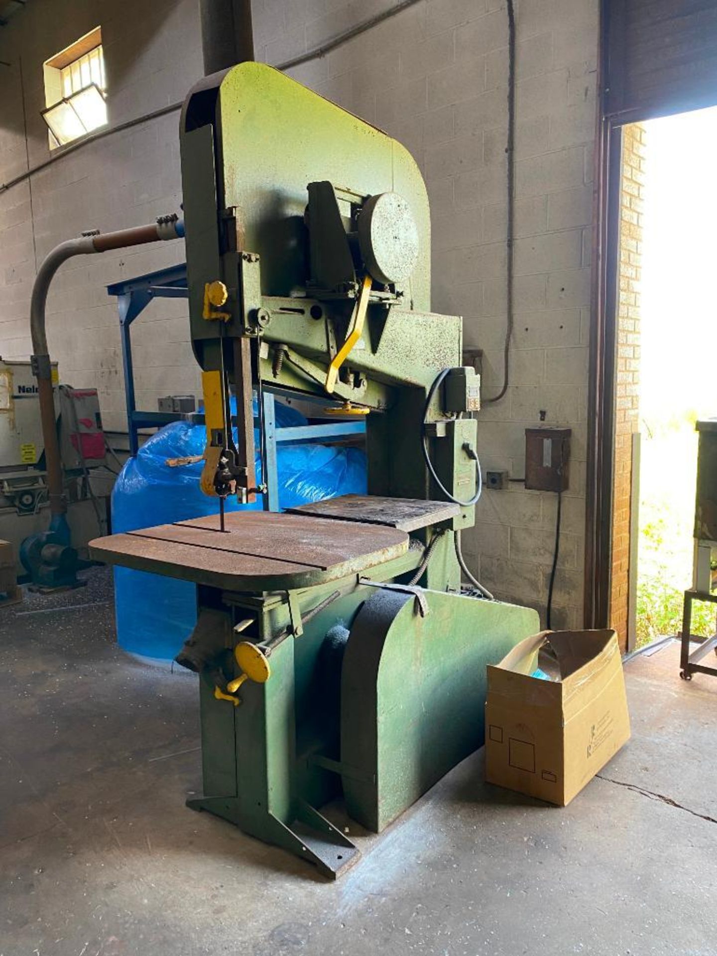 DoAll, 36'' Vertical-Band Saw - Image 3 of 6