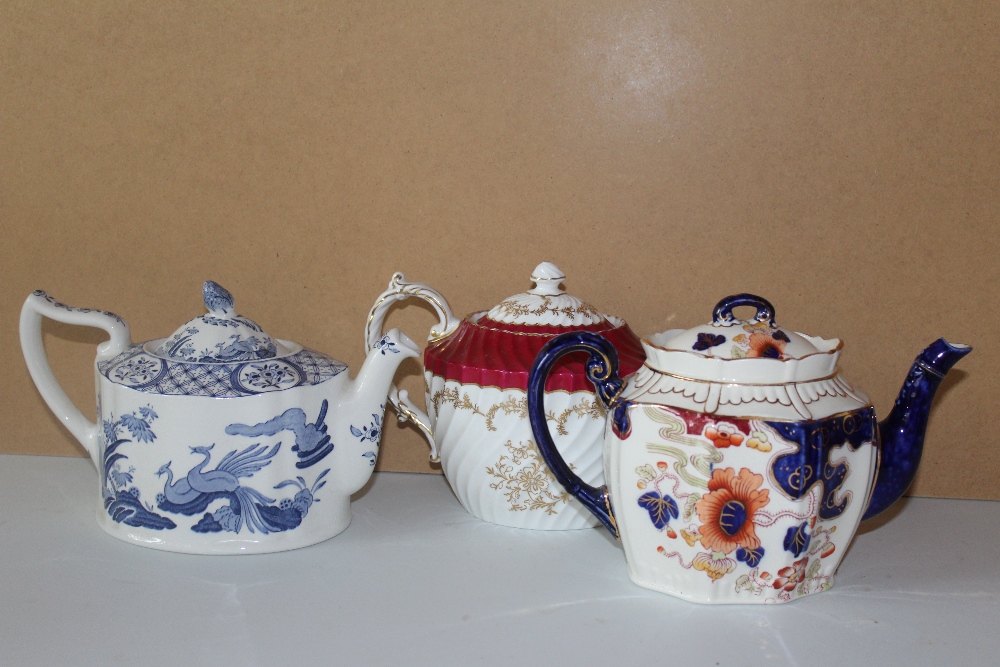 Collection of Teapots to included Old Chelsea, Ansley  - Image 2 of 2