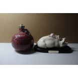 A Sylvac Beetroot Face Pot ( 4553), Beswick Pottery 2746 Piggy Back