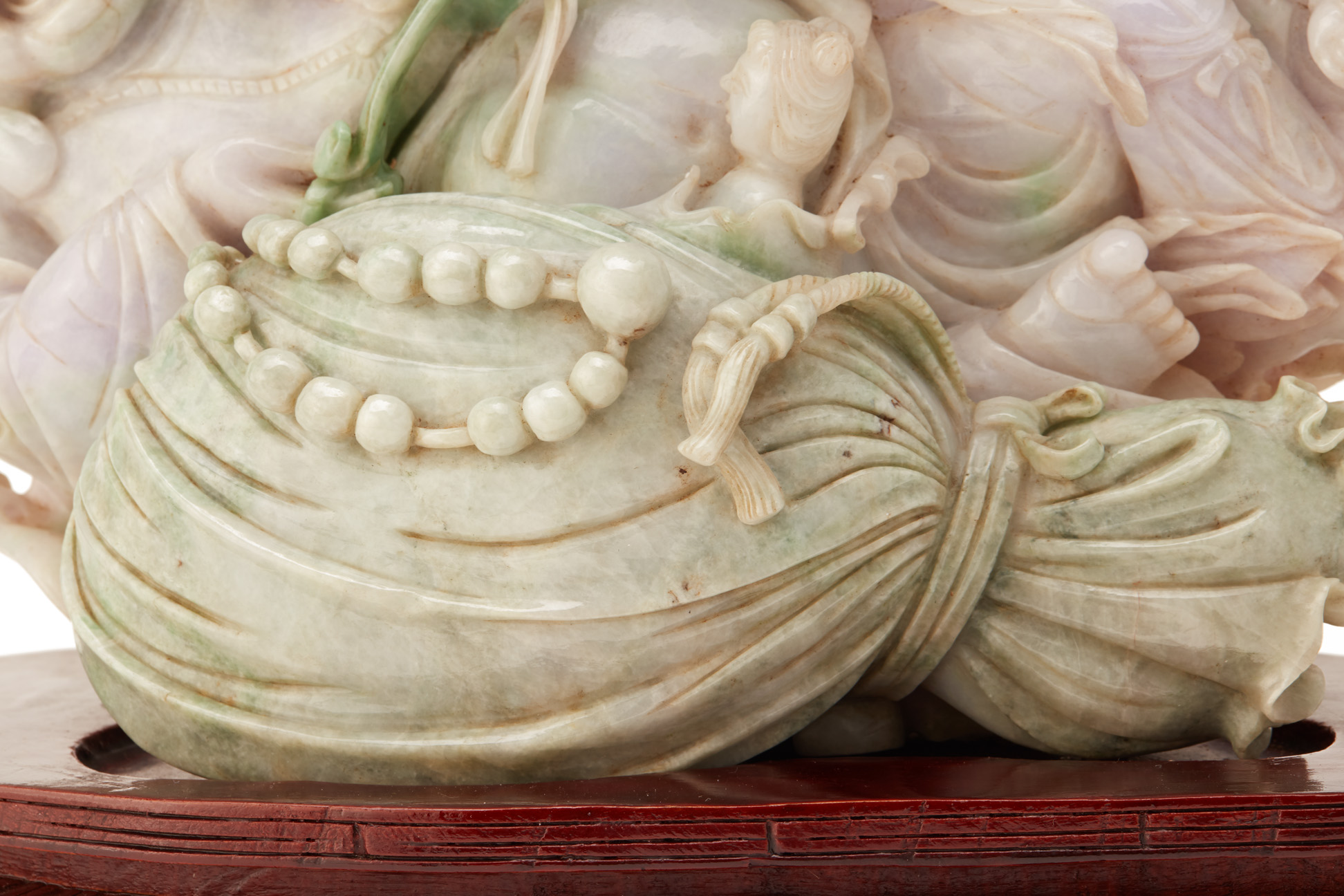 AN INTRICATE JADE CARVING OF BUDAI - Image 5 of 9