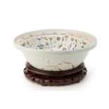 A LARGE FAMILLE ROSE PORCELAIN BASIN