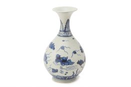 A BLUE AND WHITE PEAR SHAPED VASE