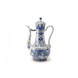 A LARGE BLUE AND WHITE PORCELAIN EWER