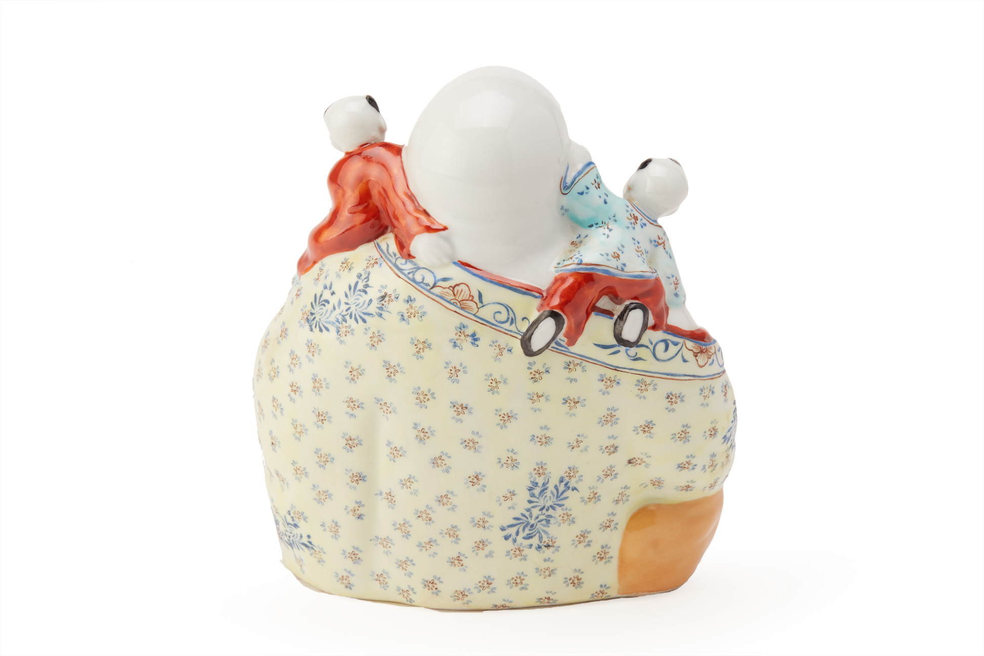 A FAMILLE ROSE PORCELAIN MODEL OF BUDAI - Image 2 of 3