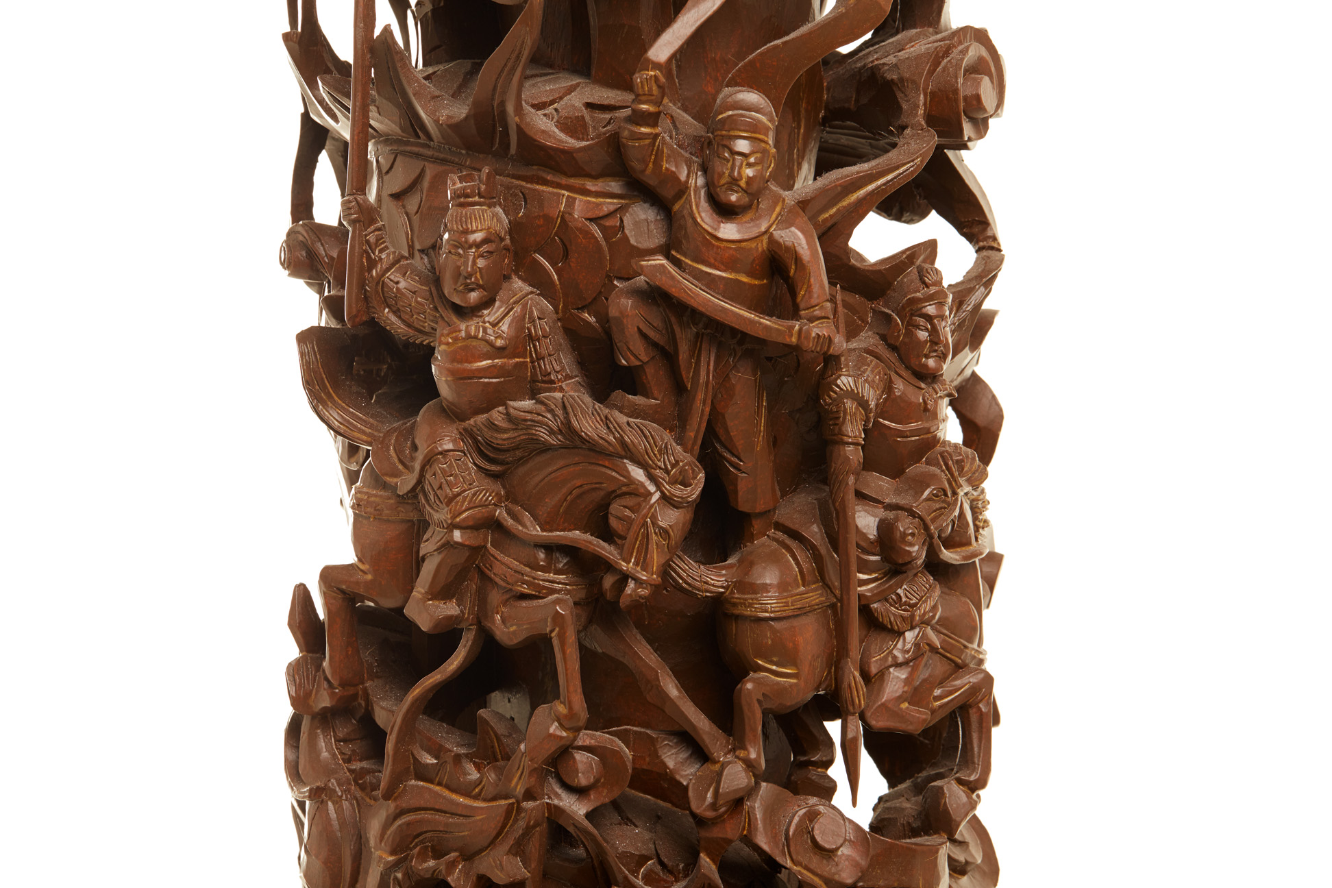 A PAIR OF LARGE CARVED WOOD 'WAR SCENE' PILLARS - Image 7 of 15