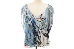 A DVF PRINTED SILK BLOUSE