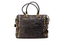 A MIU MIU BLACK LEATHER HANDBAG