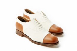 A PAIR OF CHURCH'S 'BETHANY' LEATHER OXFORD SHOES EU 37