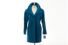 AN ELLEN TRACY TEAL WOOL COAT