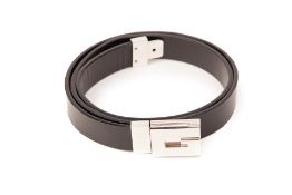 A GUCCI BLACK LEATHER BELT