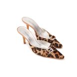 A PAIR OF DOLCE & GABBANA LEOPARD PRINT HEELS EU 39.5