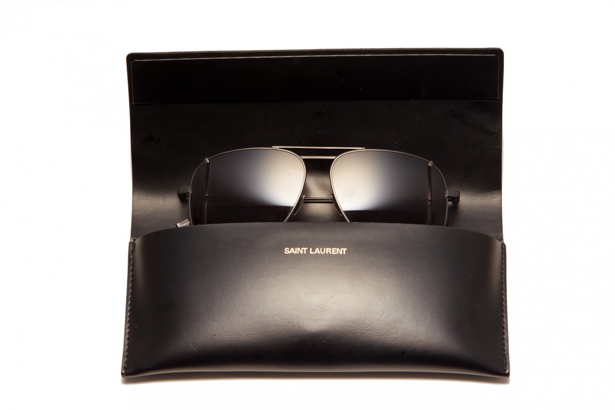 A PAIR OF YVES SAINT LAURENT AVIATOR STYLE SUNGLASSES - Image 2 of 2