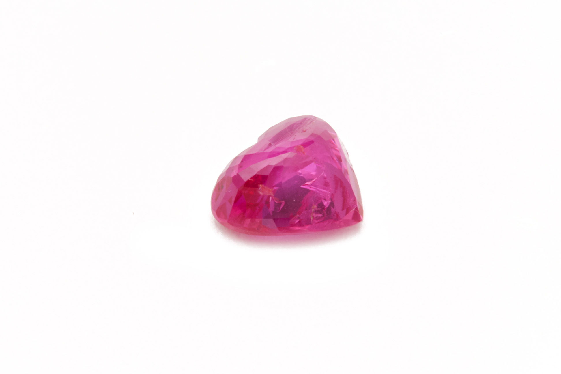 A HEART SHAPED BURMESE LOOSE RUBY - Image 2 of 3