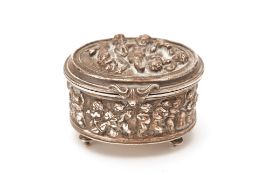 A SMALL FRENCH SILVER PLATED JEWELLERY CASKET