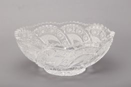 A CUT CRYSTAL FRUIT BOWL