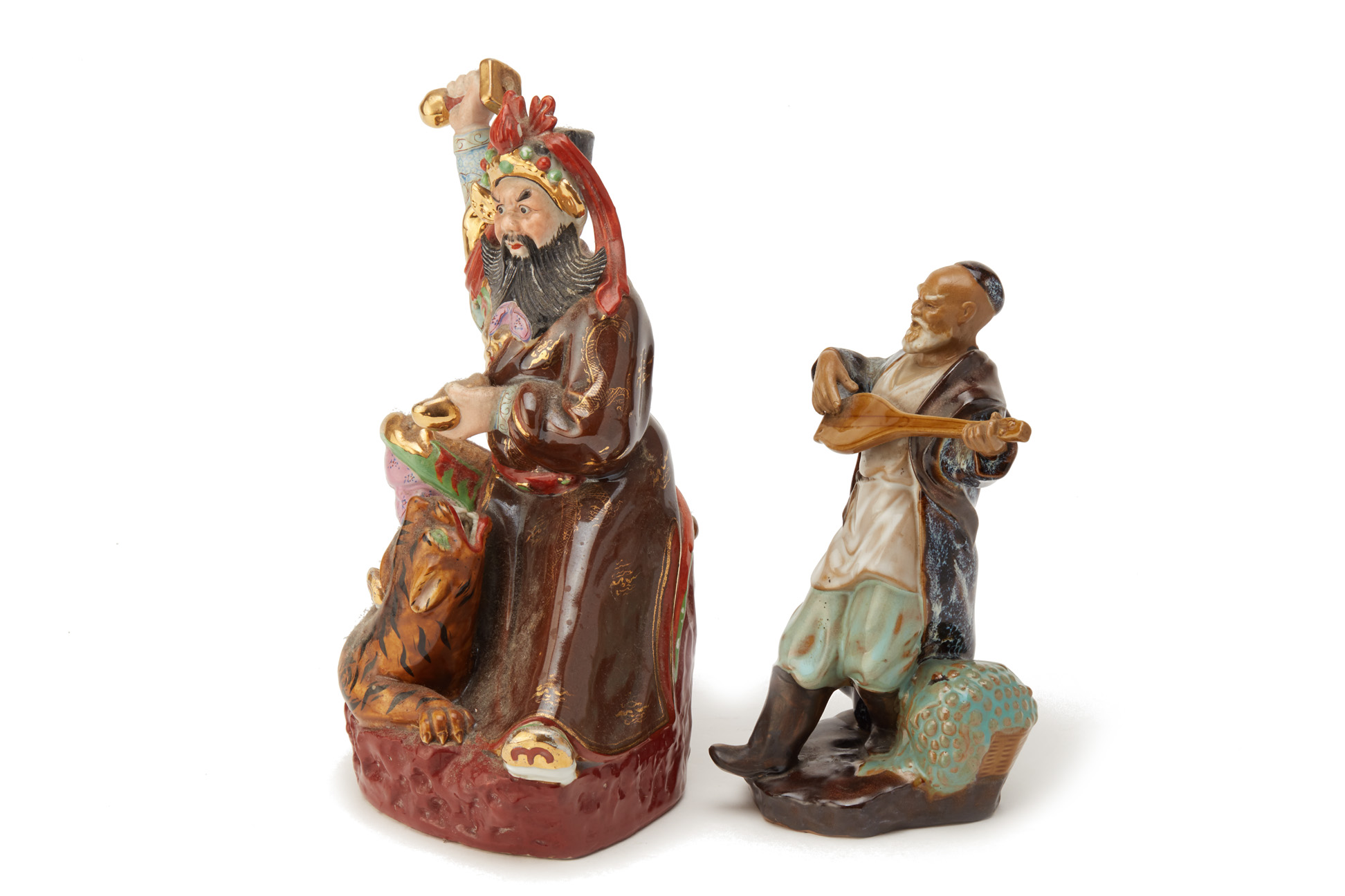 TWO CHINESE CERAMIC FIGURES - Image 4 of 6