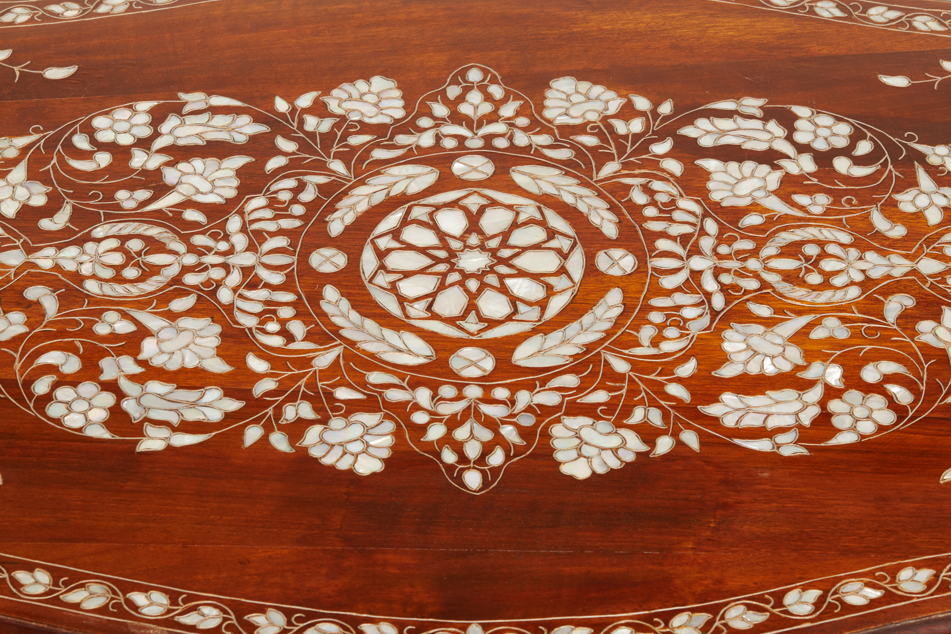 A SYRIAN MOTHER OF PEARL AND BONE INLAID COFFEE TABLE - Image 3 of 4