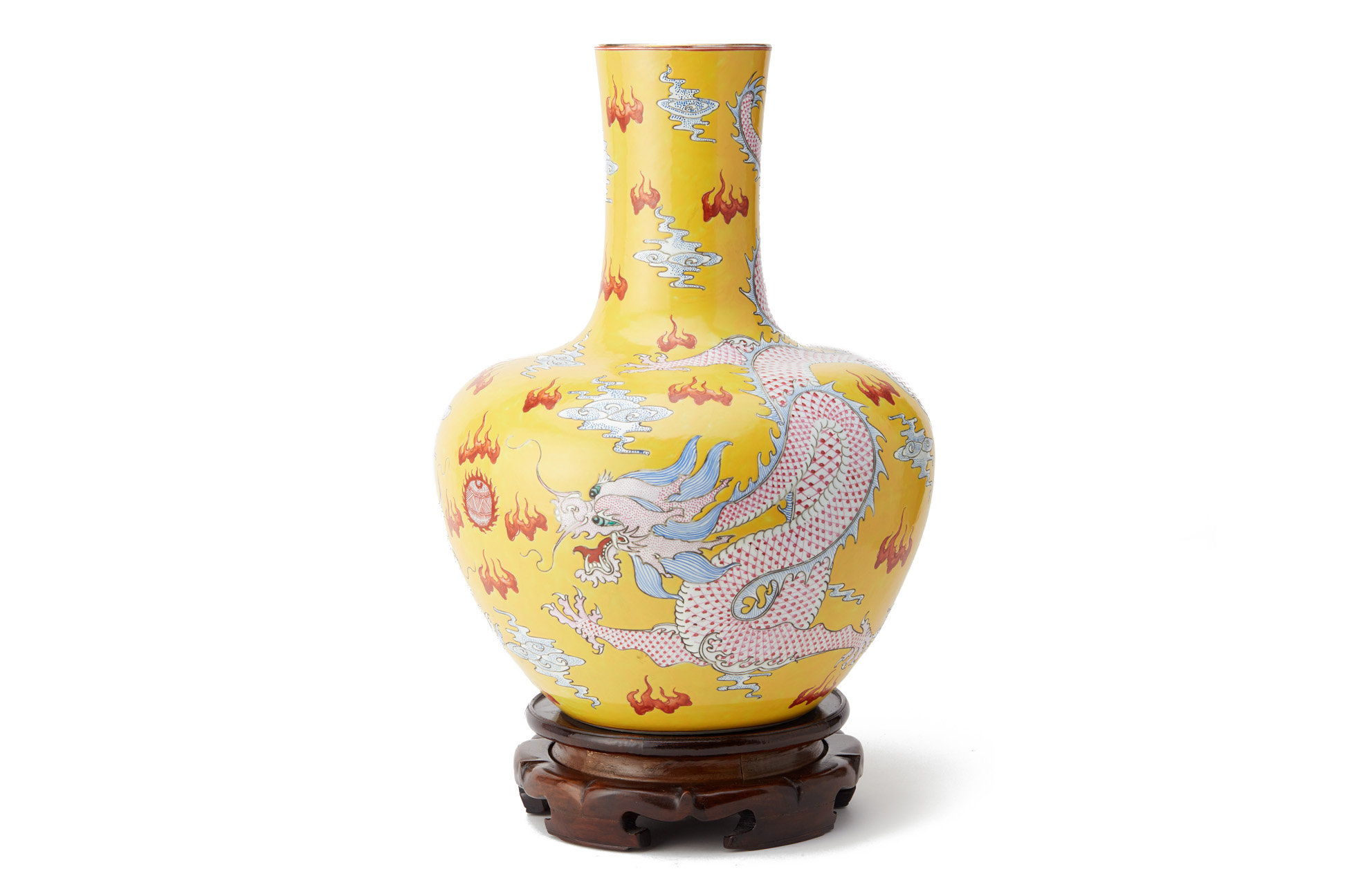 A LARGE YELLOW GROUND DRAGON BOTTLE VASE - Image 2 of 6