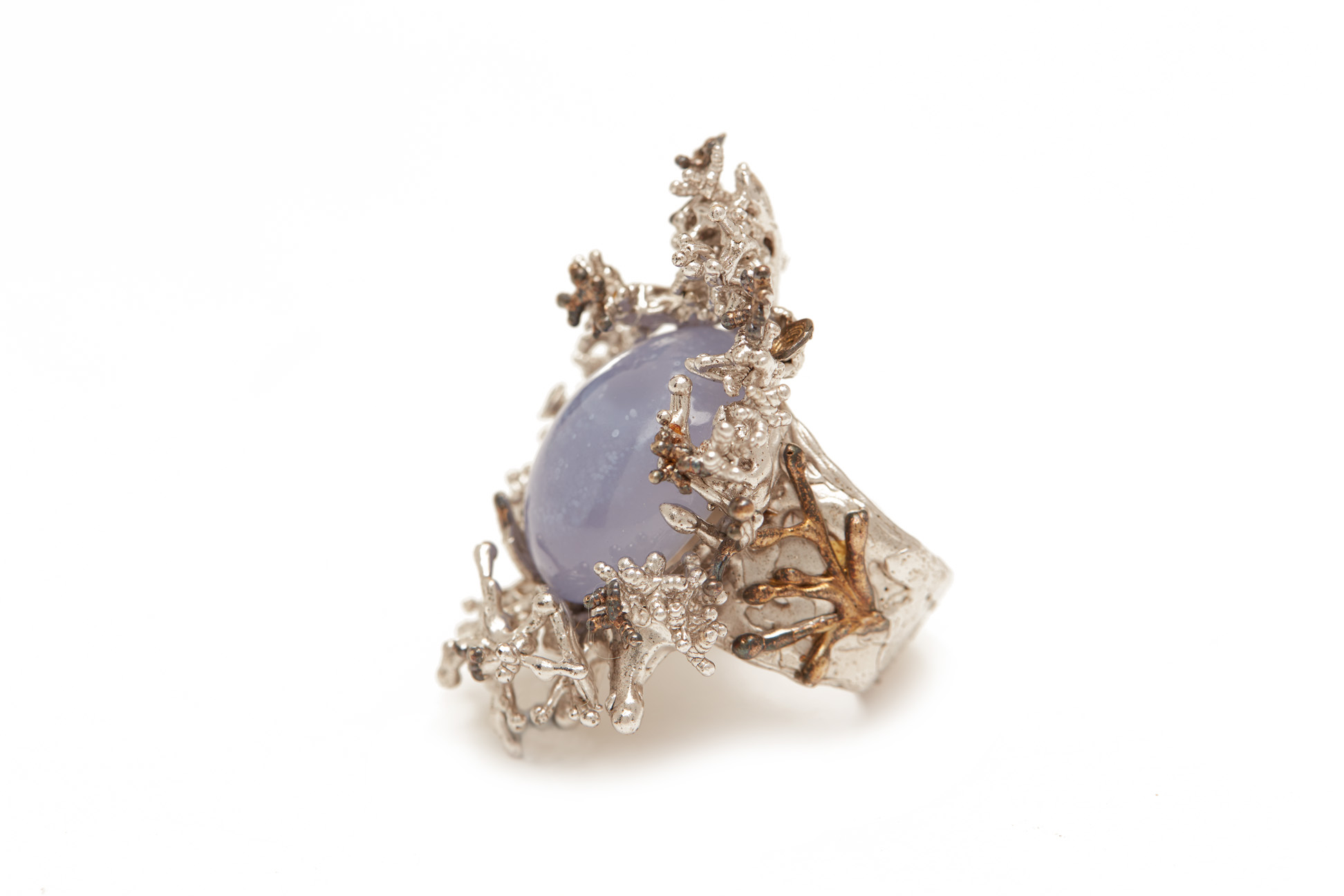 A THAI DESIGNER BLUE STONE RING - Image 2 of 2