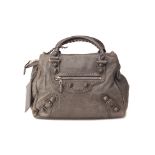 A BALENCIAGA 'CLASSIC CITY' GREY LEATHER HANDBAG