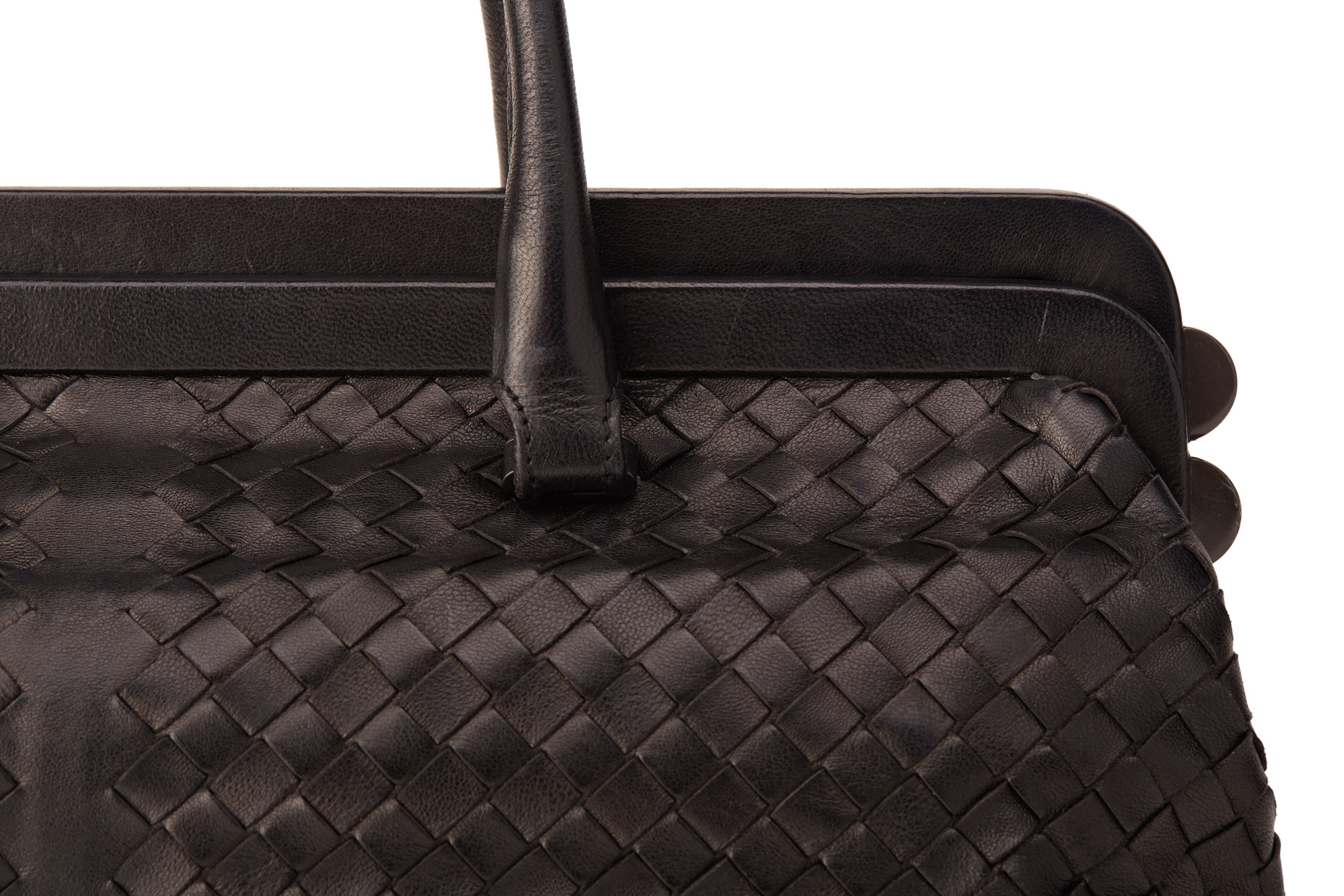 A BOTTEGA VENETA BLACK HANDBAG - Image 3 of 4