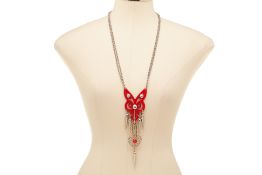 A RED & DOUBLE SILVER CHAIN NECKLACE