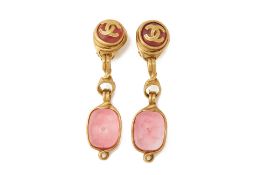 A PAIR OF CHANEL GILT AND PINK GRIPOIX DROP EARRINGS