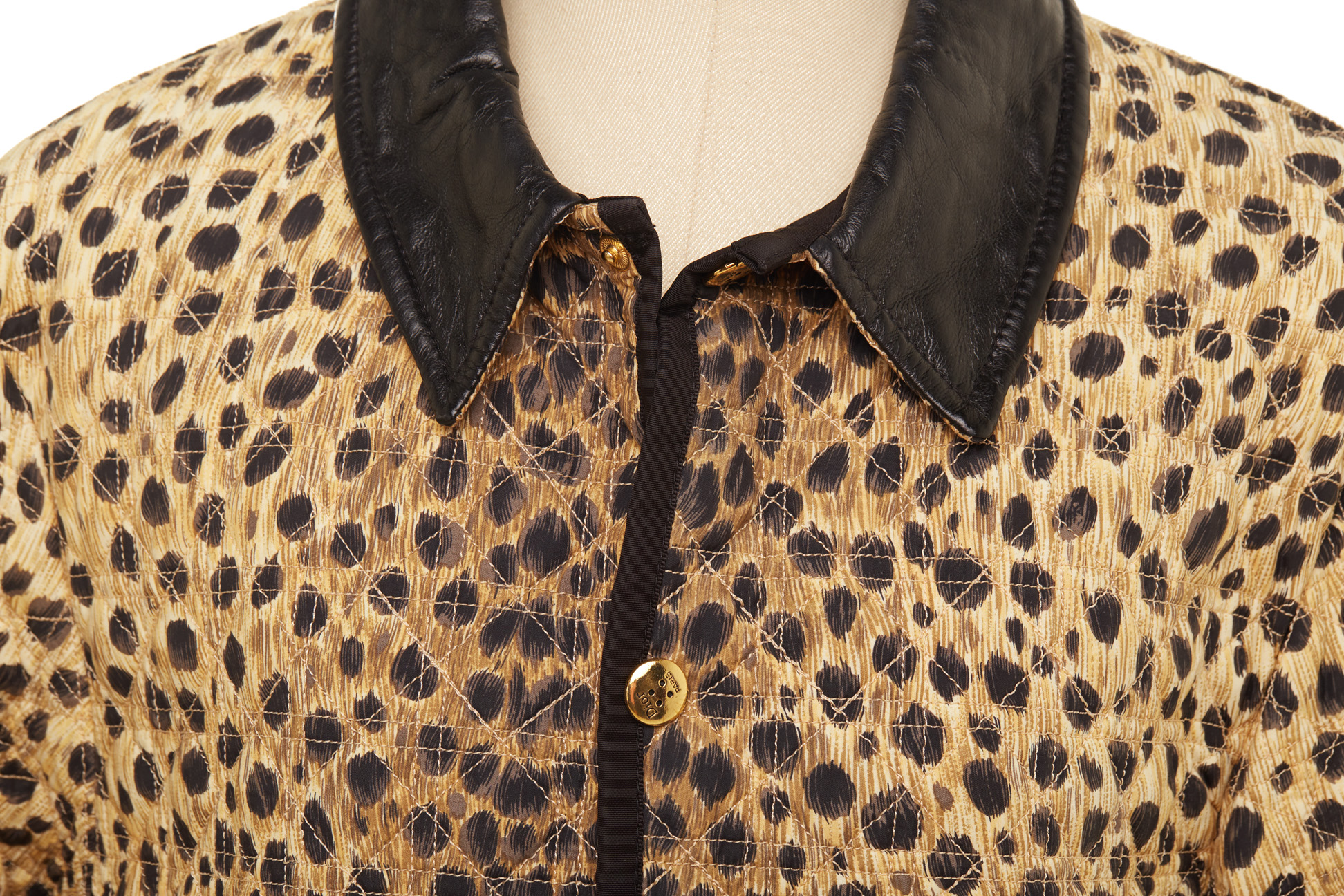 A CHRISTIAN DIOR BOUTIQUE VINTAGE CHEETAH PRINT QUILTED COAT - Image 2 of 3