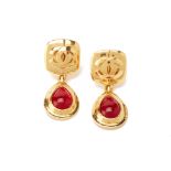 A PAIR OF CHANEL GILT AND RED PASTE DROP EARRINGS