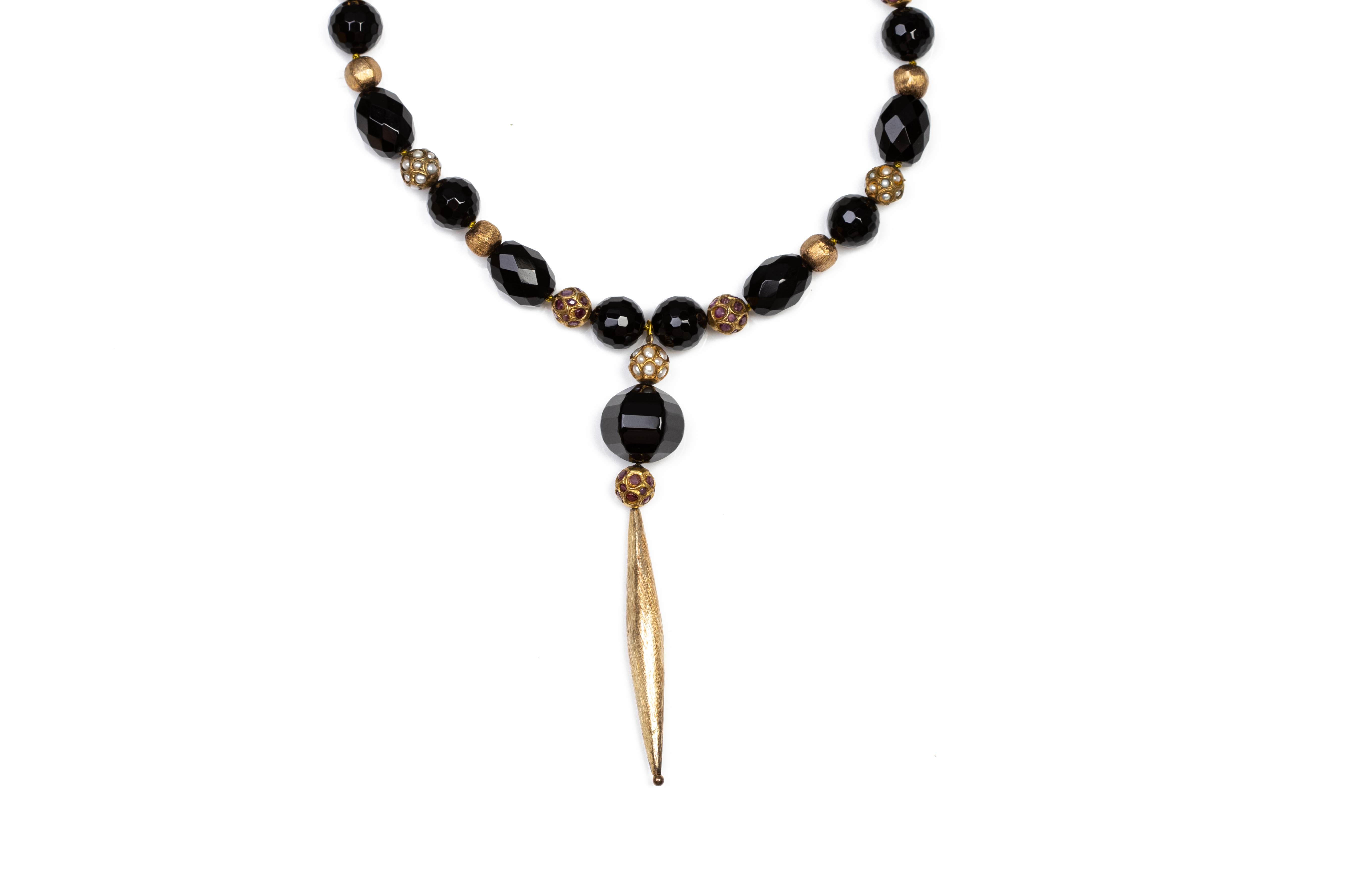 A MOJA JEWELLERY ONYX RUBY PEARL NECKLACE - Image 2 of 4