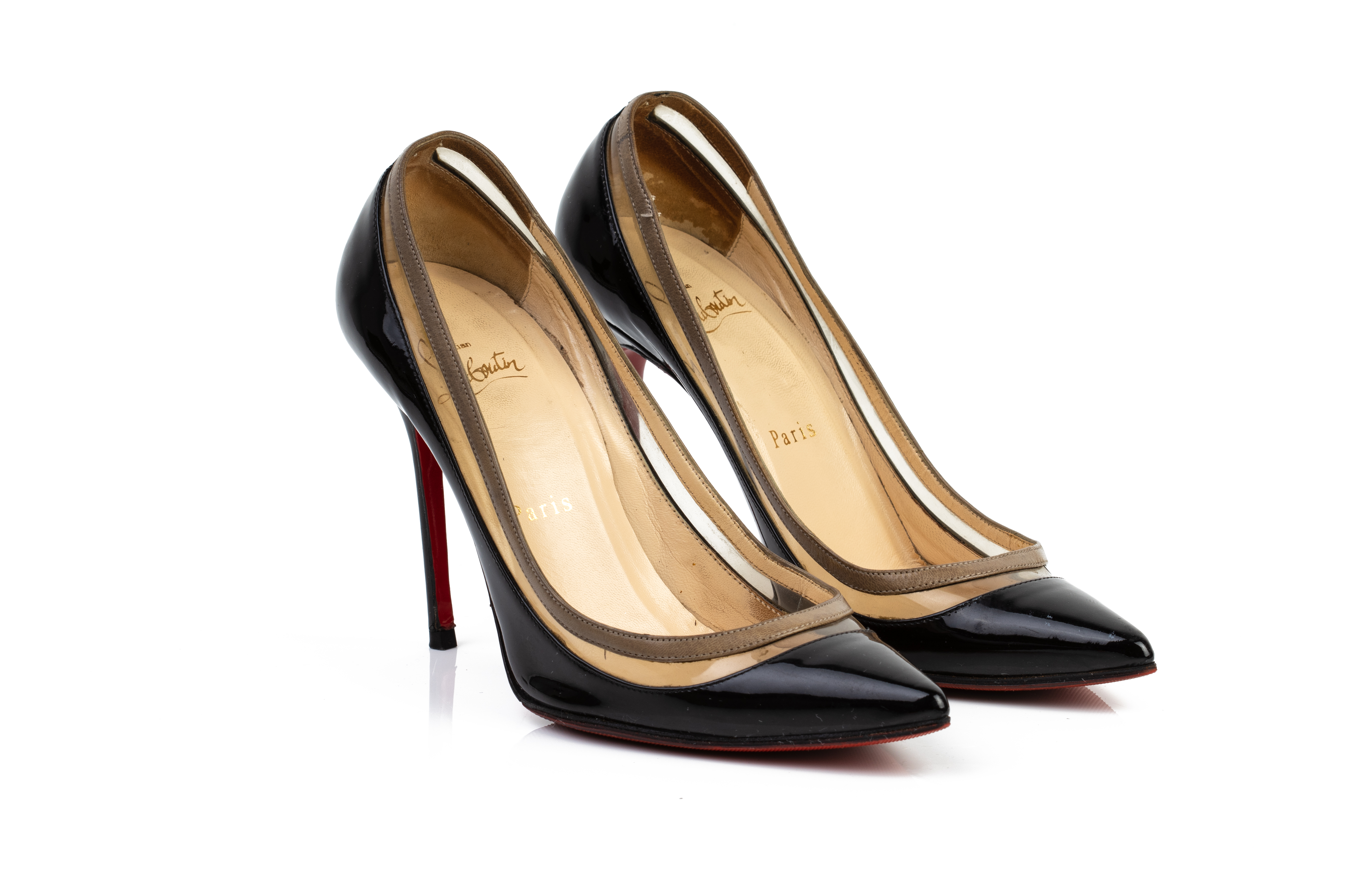 A PAIR OF CHRISTIAN LOUBOUTIN PVC BLACK LEATHER PUMPS EU36.5