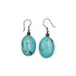 A PAIR OF SILVER AND TURQUOISE EARRINGS