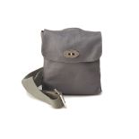 A MULBERRY GREY SHOULDER BAG