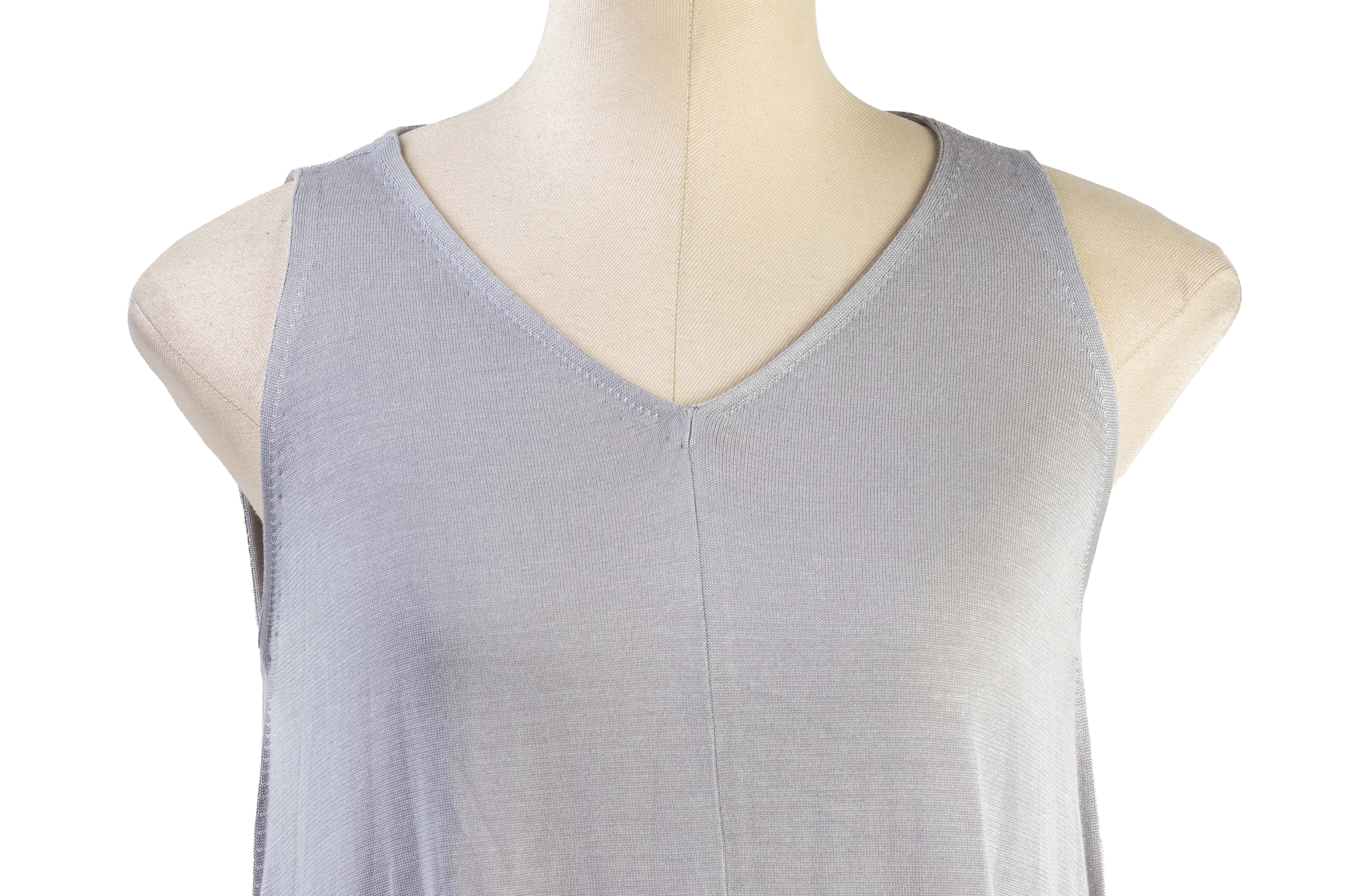 A MAISON MARGIELA LIGHT GREY FLARE TOP - Image 2 of 2