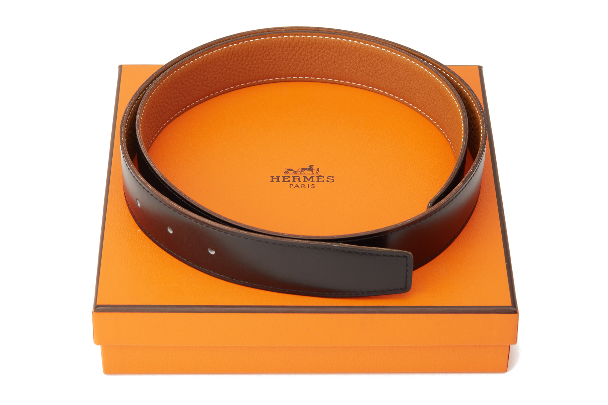 AN HERMES REVERSIBLE BLACK AND TAN LEATHER BELT STRAP