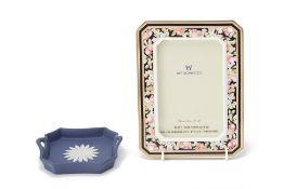 A WEDGWOOD PHOTOGRAPH FRAME AND A DISH