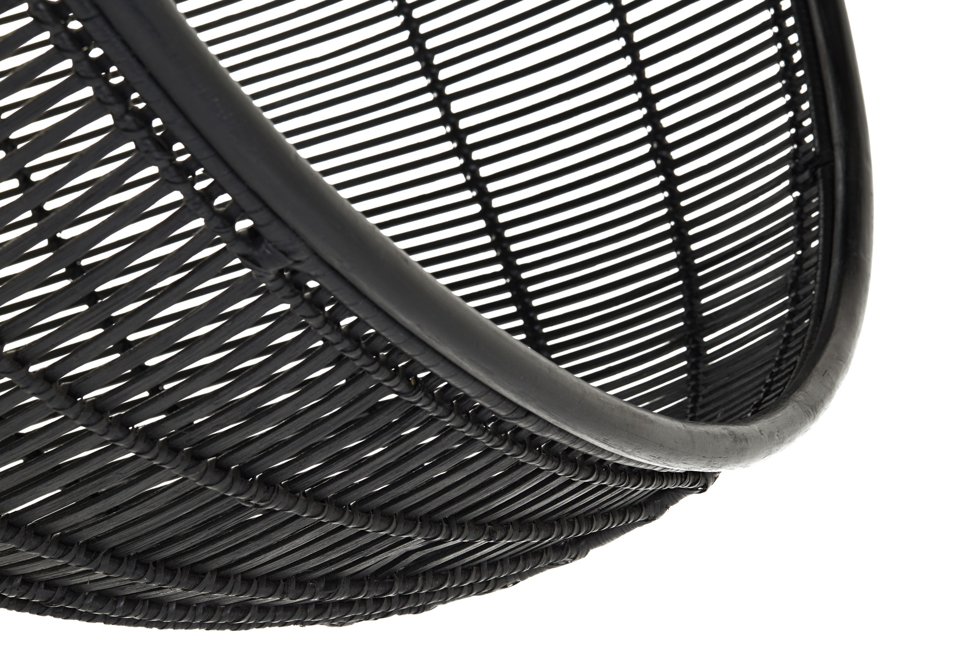 A BLACK WICKER HANGING CHAIR - Image 3 of 3