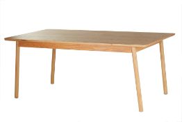 A CONTEMPORARY RECTANGULAR OAK DINING TABLE