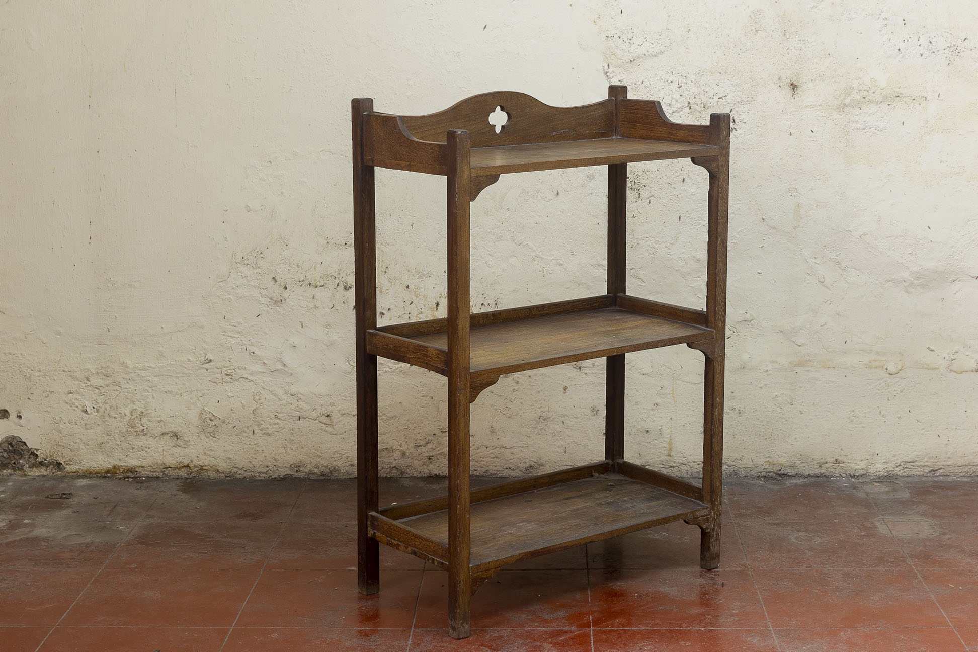 A THREE TIER ETAGERE - Image 3 of 6