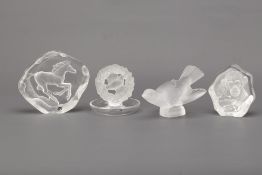 A GROUP OF LALIQUE AND MATS JONASSON GLASS