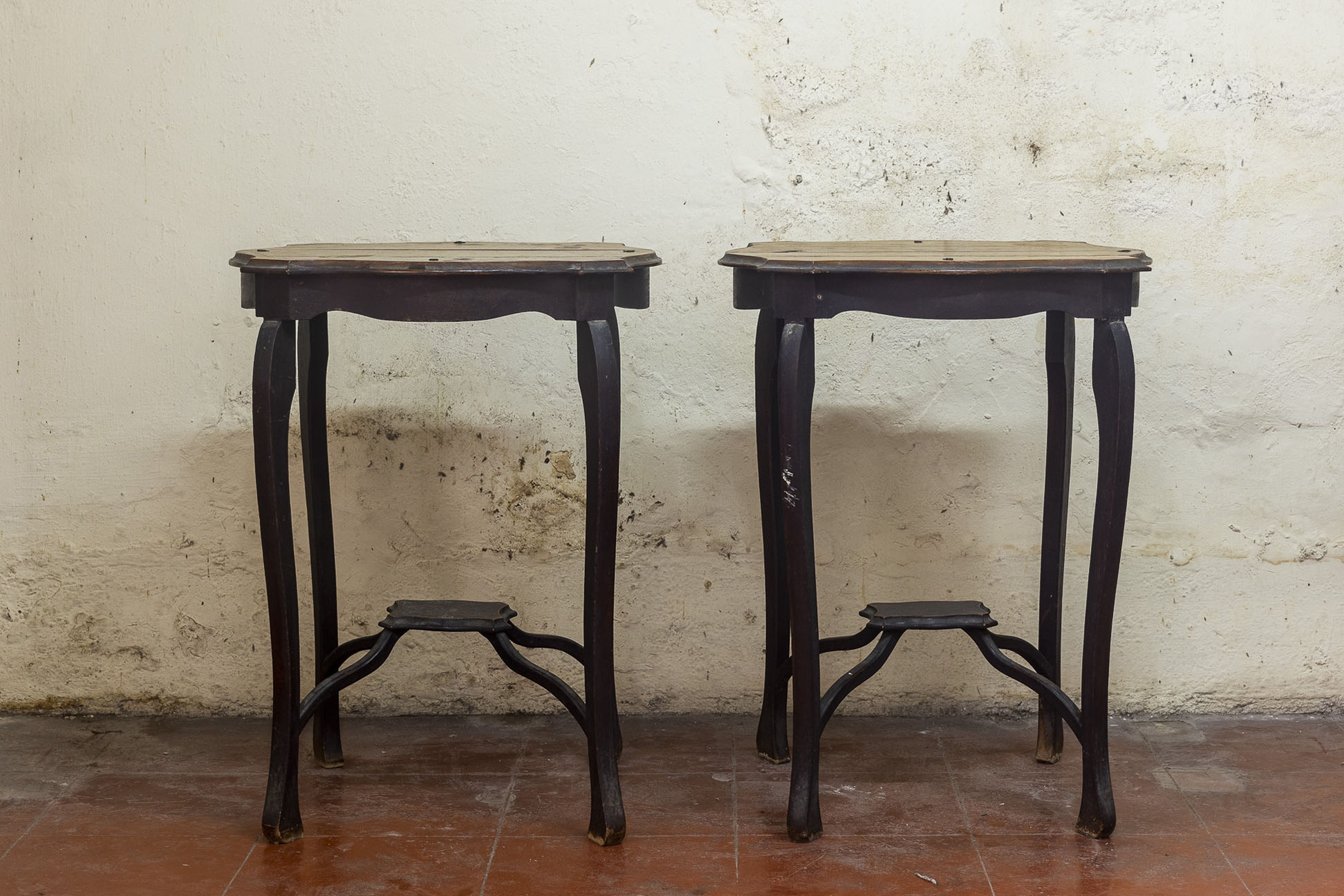 A PAIR OF SIDE TABLES