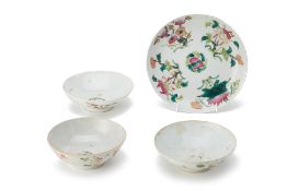 THREE FAMILLE ROSE PORCELAIN BOWLS AND A PLATE