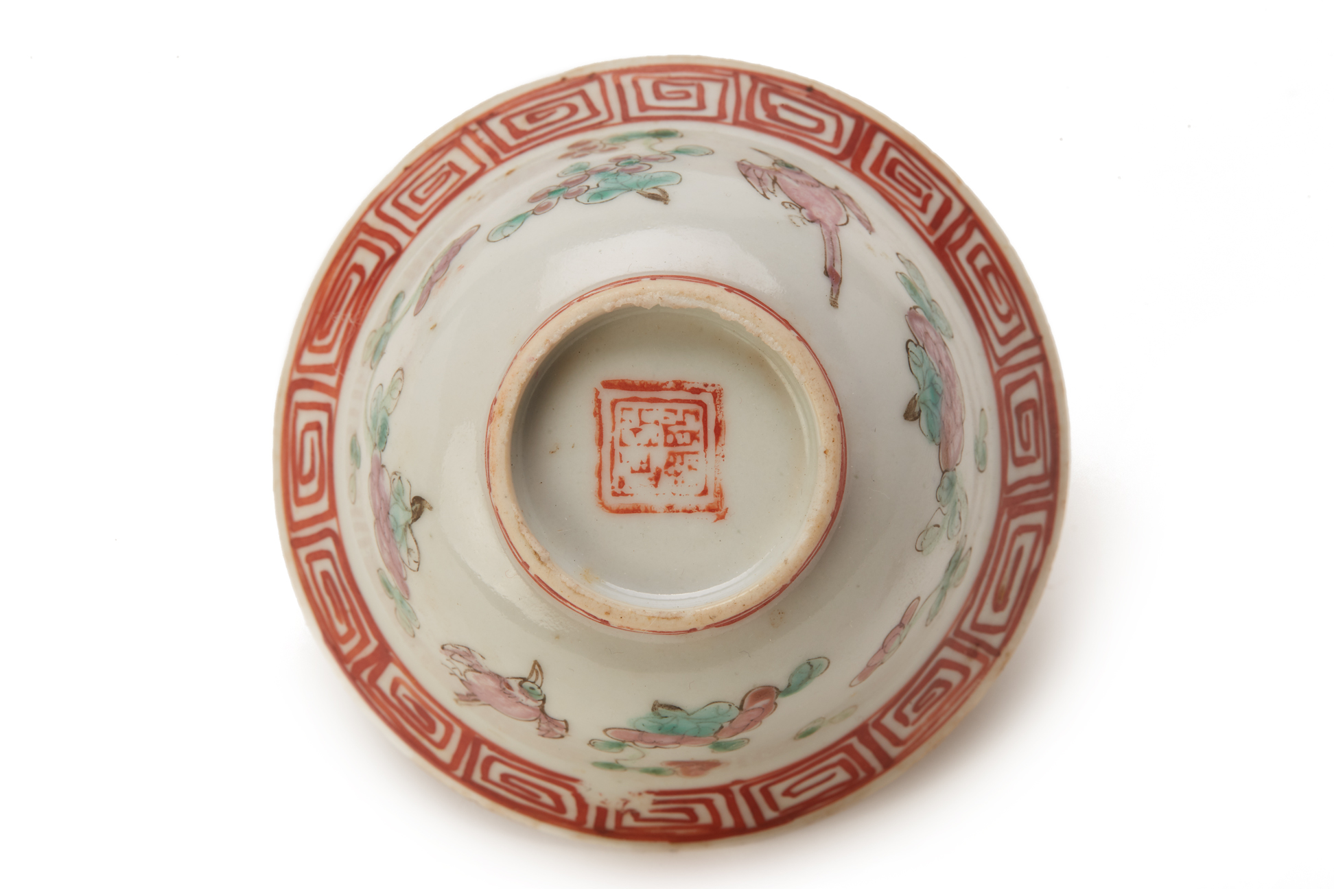 A COLLECTION OF SIXTEEN PERANAKAN PORCELAIN TEABOWLS - Image 4 of 4