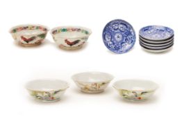 A GROUP OF ORIENTAL BOWLS AND PLATES