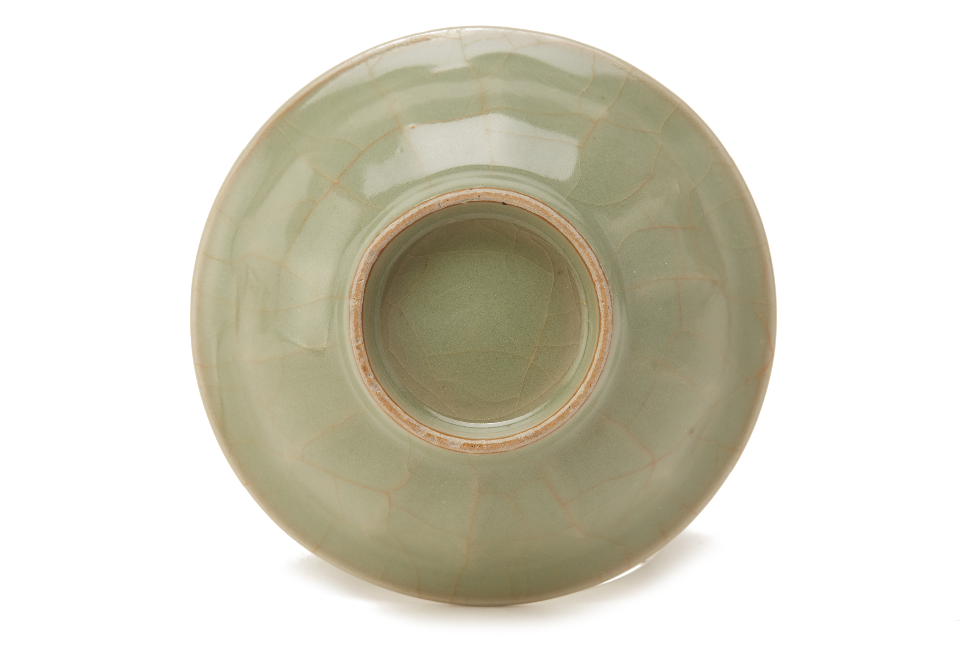 A SMALL CELADON TWIN FISH DISH - Image 3 of 3